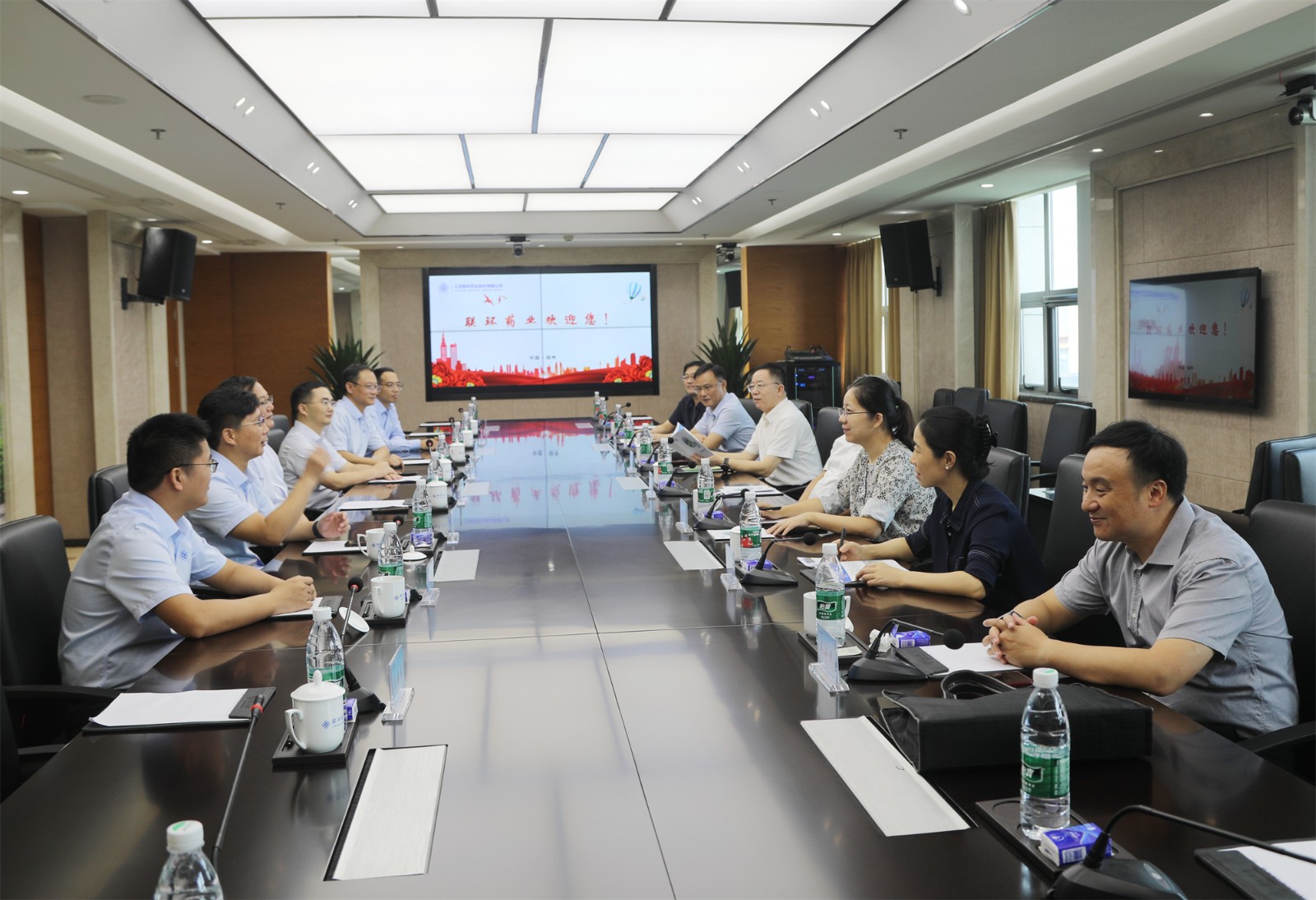 9ce9abbcc929832c703474e600437b1.jpg 9ce9abbcc929832c703474e600437b1.jpg